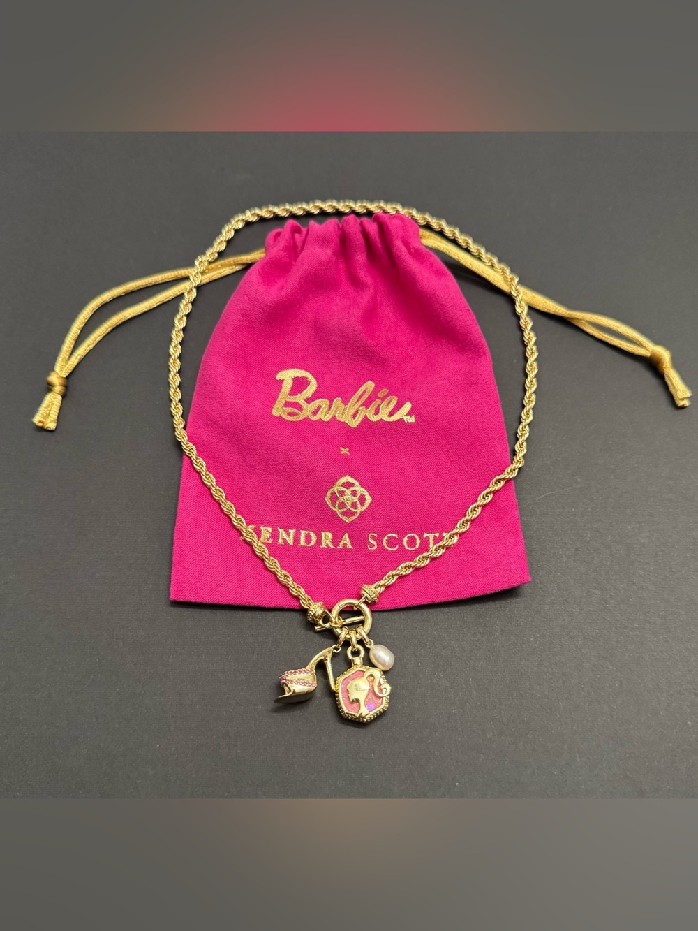 Kendra Scott x Barbie™ Gold Charm Convertible Necklace in Pink Glitter
Glass